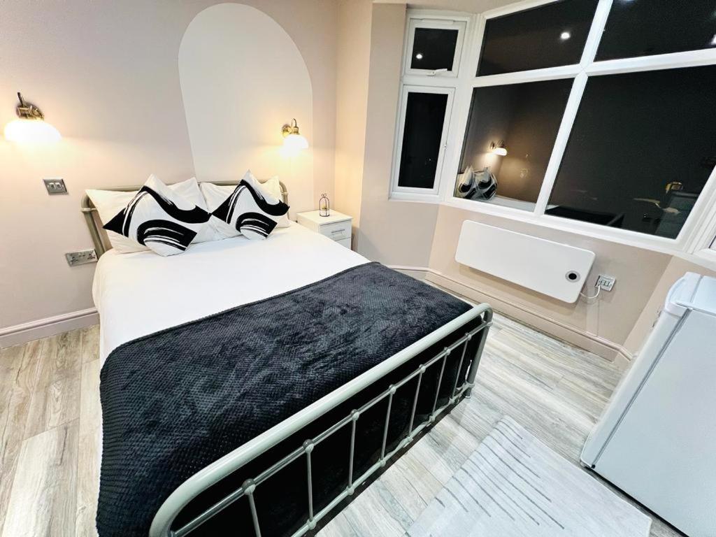 London Crescent House Top Location Ensuites Rooms Great Value المظهر الخارجي الصورة